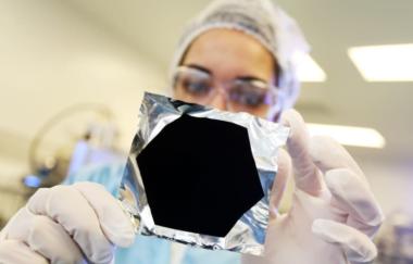 Http  Cdn Cnn Com Cnnnext Dam Assets 170330171539 Vantablack2